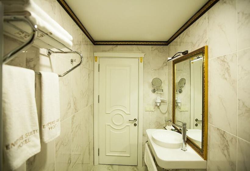 اتاق لوکس سه تخته, Empire Suite