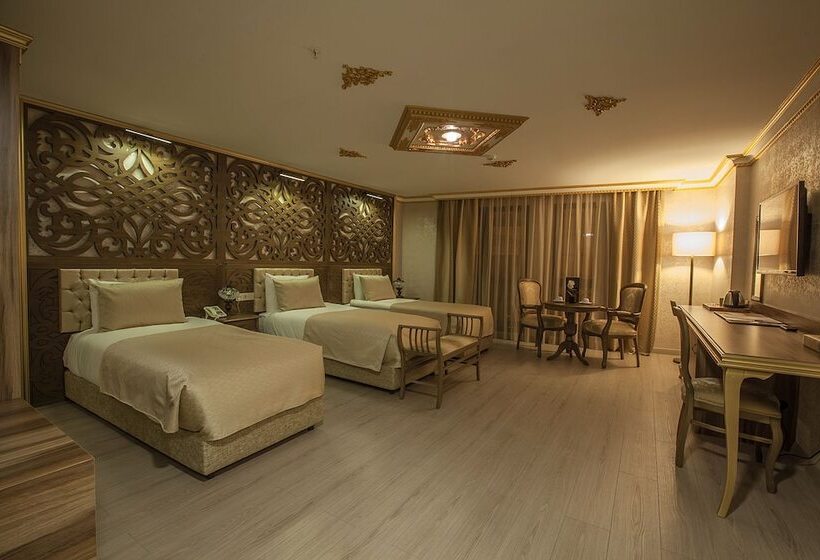 اتاق لوکس سه تخته, Empire Suite