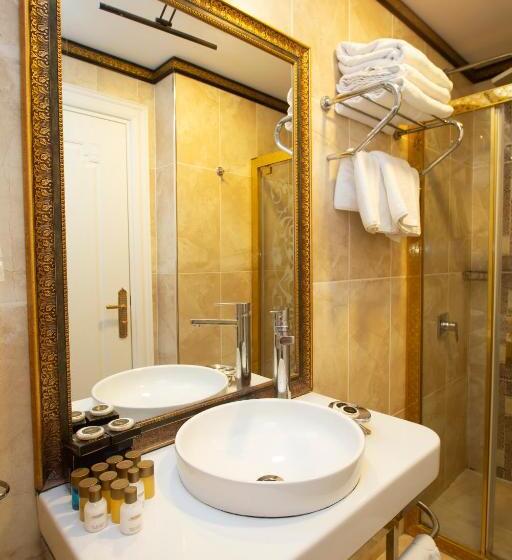 سوییت خانوادگی, Empire Suite