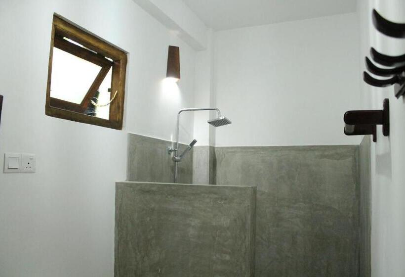 Deluxe Room, Heavens Holiday Resort