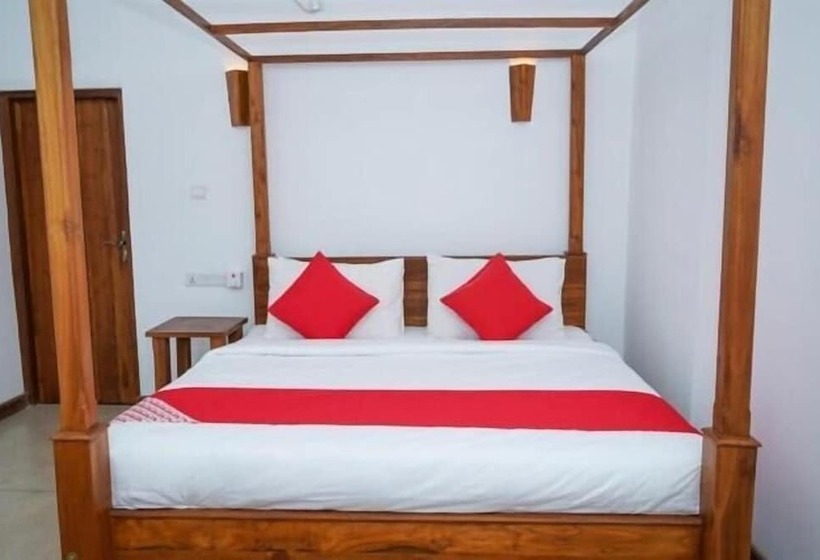 Deluxe Room, Heavens Holiday Resort