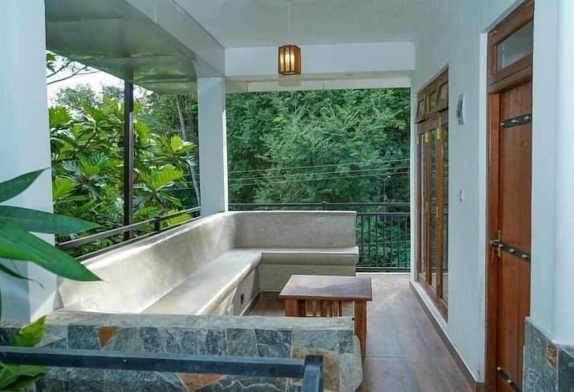 Deluxe Room, Heavens Holiday Resort