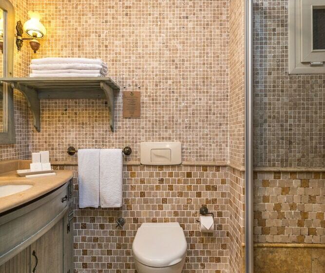 غرفة ديلوكس مطلّة علي الحديقة, Alaçatı Beach Resort