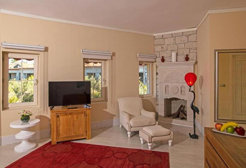 Полулюкс, Alaçatı Beach Resort