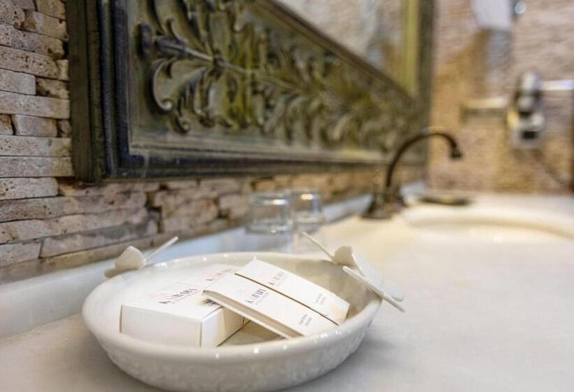 جناح جونيور, Alaçatı Beach Resort