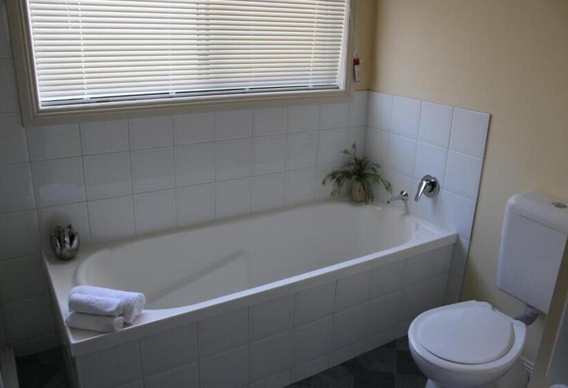 منزل 4 غرف نوم, Kermandie