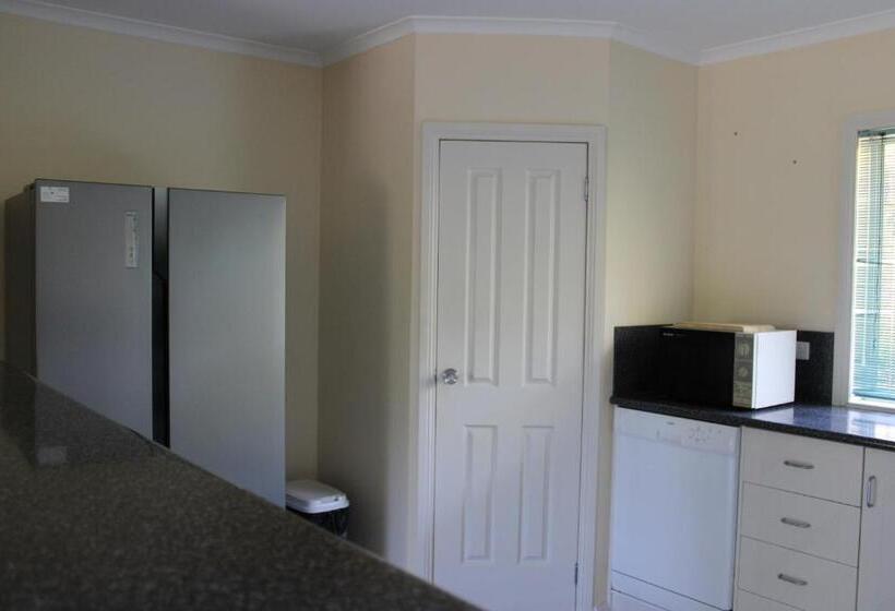 منزل 4 غرف نوم, Kermandie