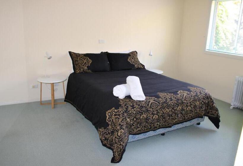 منزل 4 غرف نوم, Kermandie