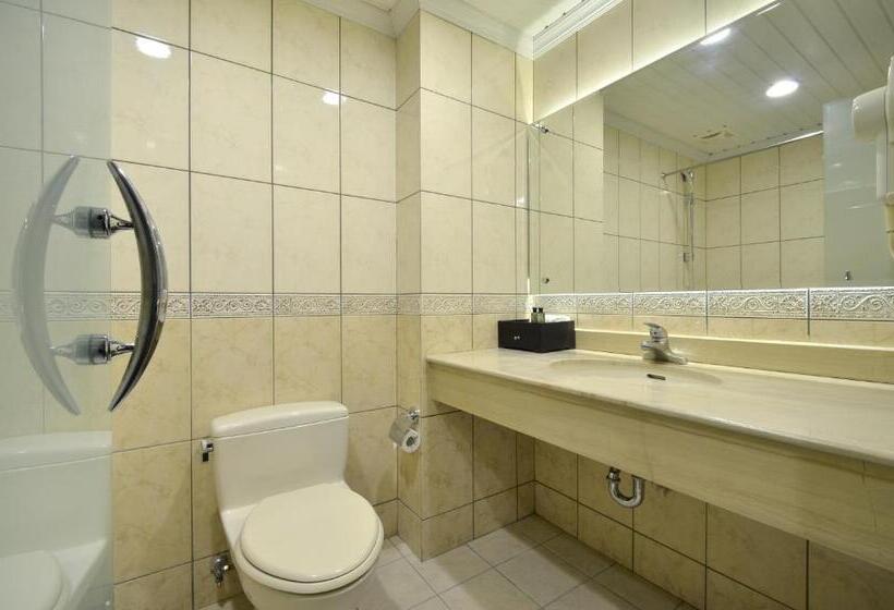 اتاق عادی, Kings Paradise