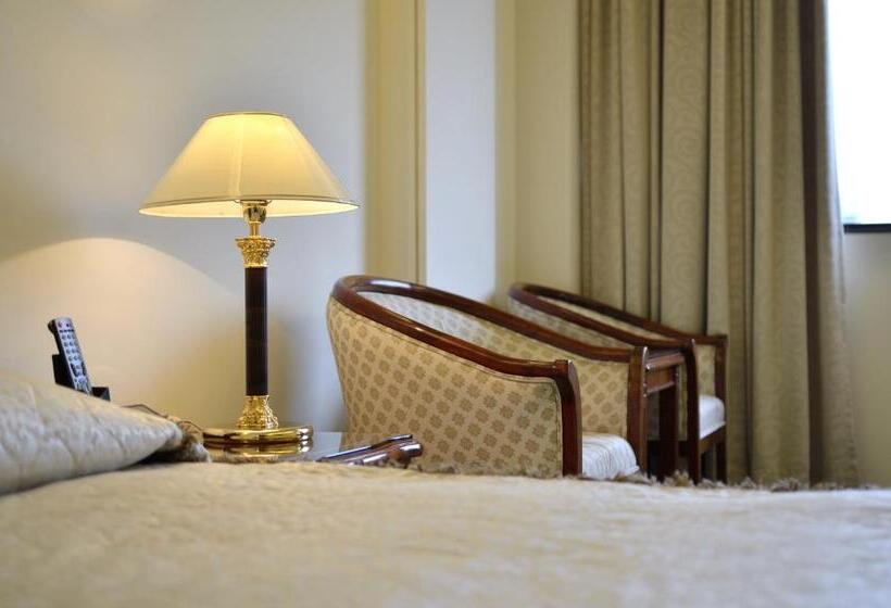 اتاق عادی, Kings Paradise