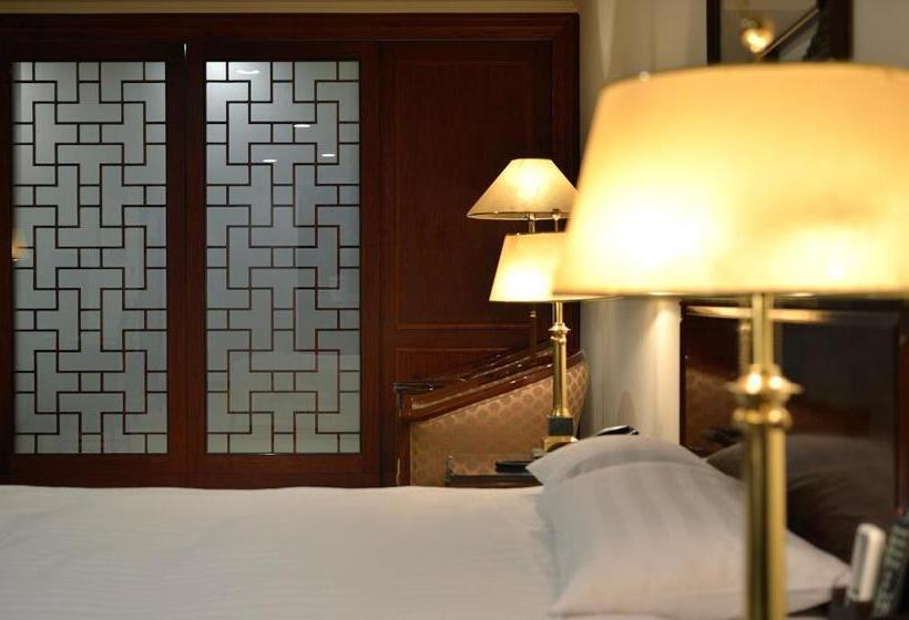 اتاق لوکس, Kings Paradise