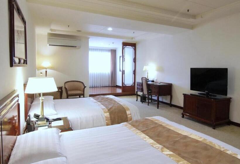 اتاق کلاسیک چهارنفره, Kings Paradise