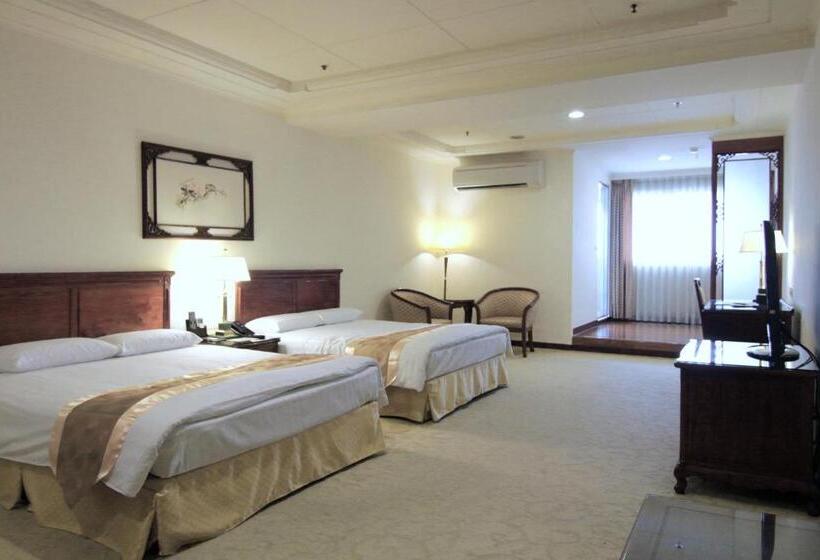 اتاق کلاسیک چهارنفره, Kings Paradise