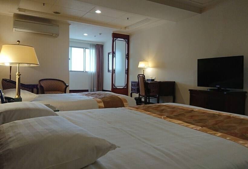 اتاق کلاسیک چهارنفره, Kings Paradise