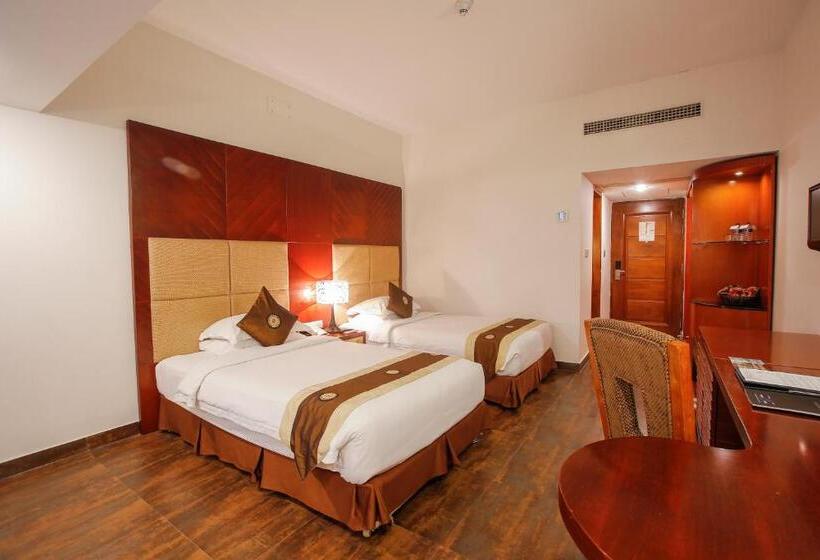 اتاق اجرایی, Long Beach