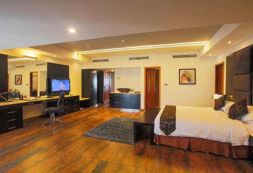 سوئیت پرزیدنت, Long Beach