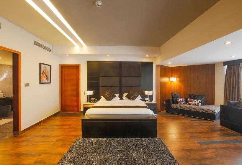 سوئیت پرزیدنت, Long Beach