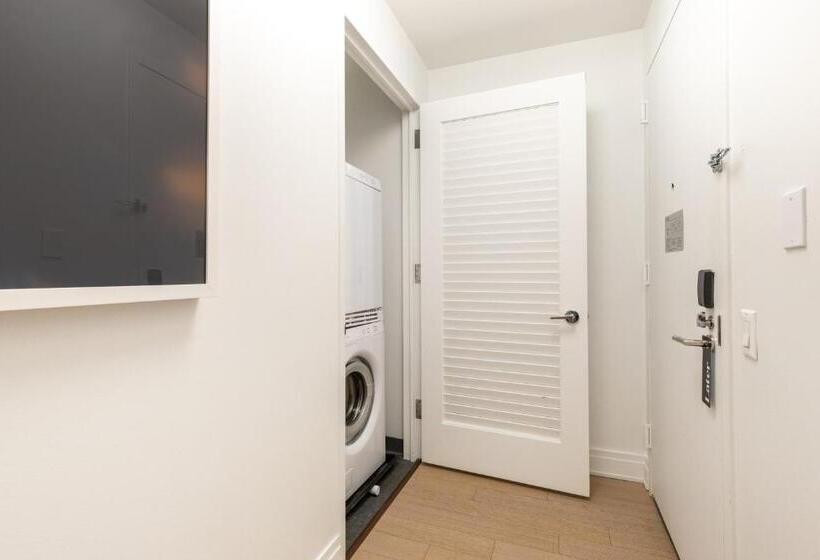 آپارتمان 2 خوابه, Mint House At 70 Pine