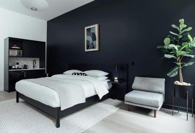 Quarto Estandar, Mint House At 70 Pine