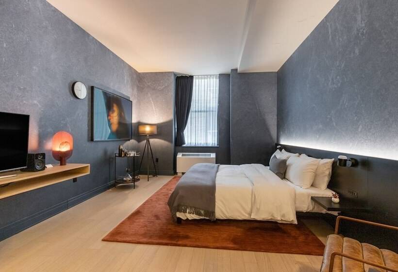 استودیوی لوکس, Mint House At 70 Pine