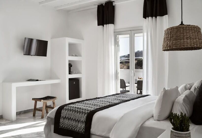Suite Familiale, Mr & Mrs White Mykonos