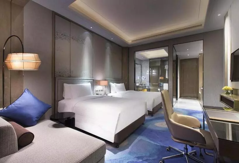 シティビューのデラックスルーム, Pullman Yantai Center