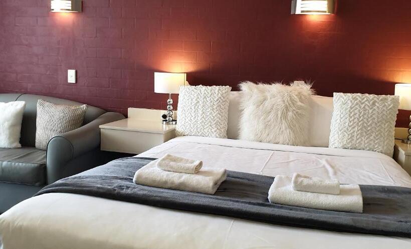 스탠다드 룸, Sandpipers @ Millicent