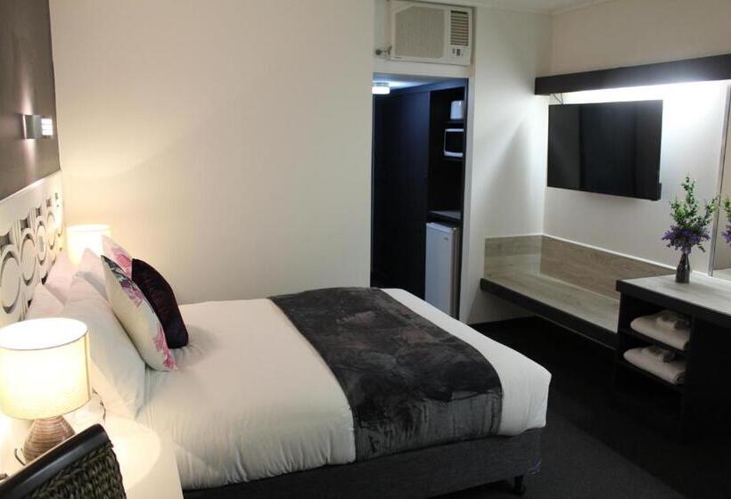 이그제큐티브 룸, Sandpipers @ Millicent