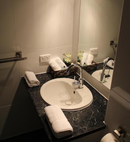 이그제큐티브 룸, Sandpipers @ Millicent