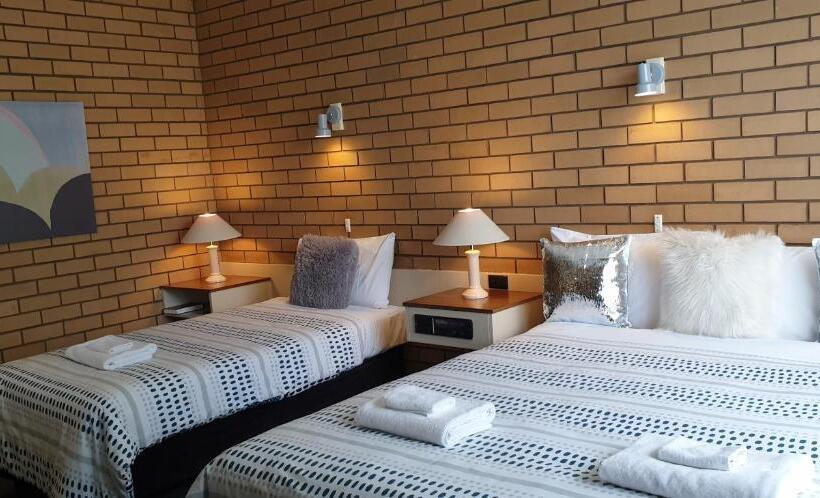 스탠다드 룸, Sandpipers @ Millicent