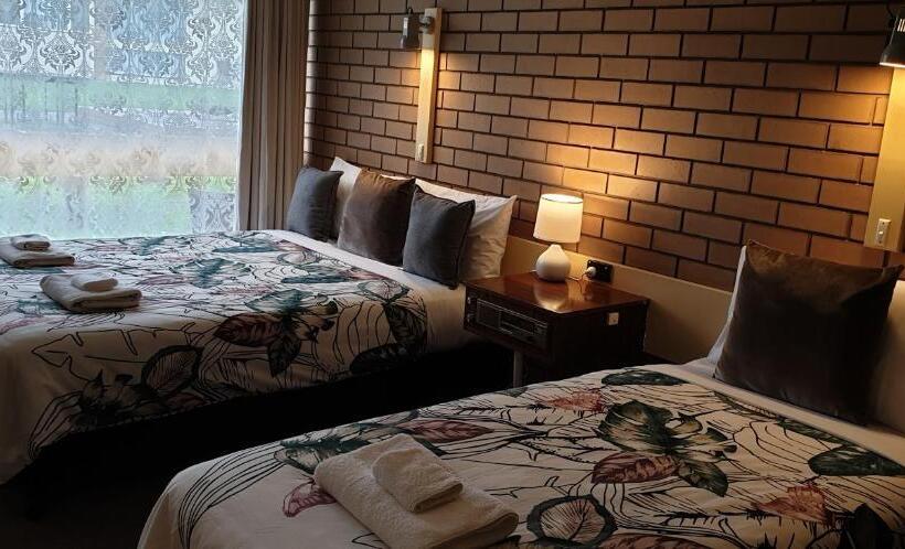 스탠다드 룸, Sandpipers @ Millicent