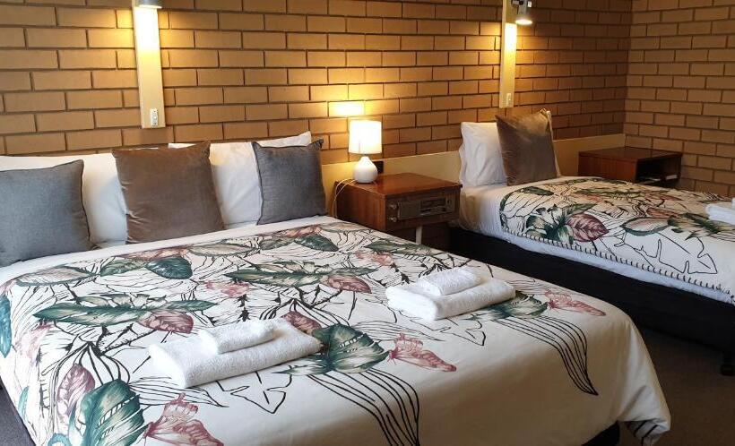 스탠다드 룸, Sandpipers @ Millicent