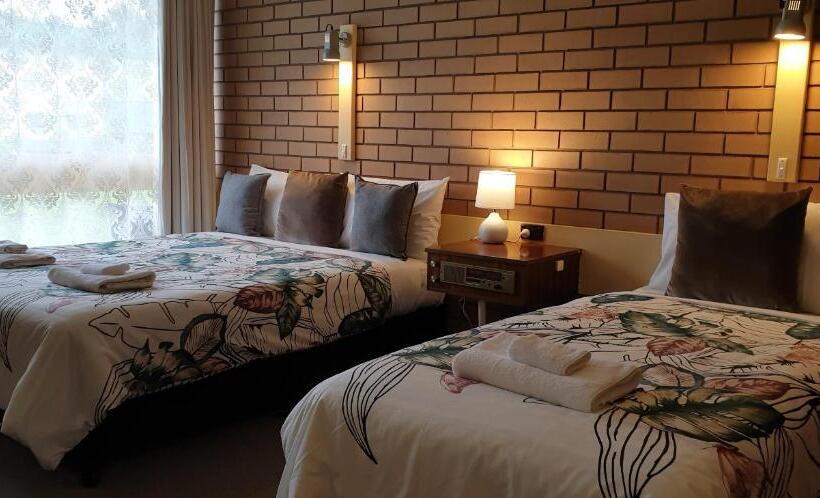 스탠다드 룸, Sandpipers @ Millicent