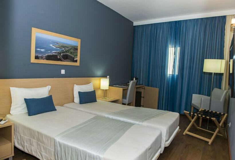 חדר סטנדרט, Santiago