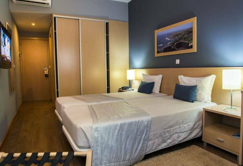 חדר סטנדרט, Santiago