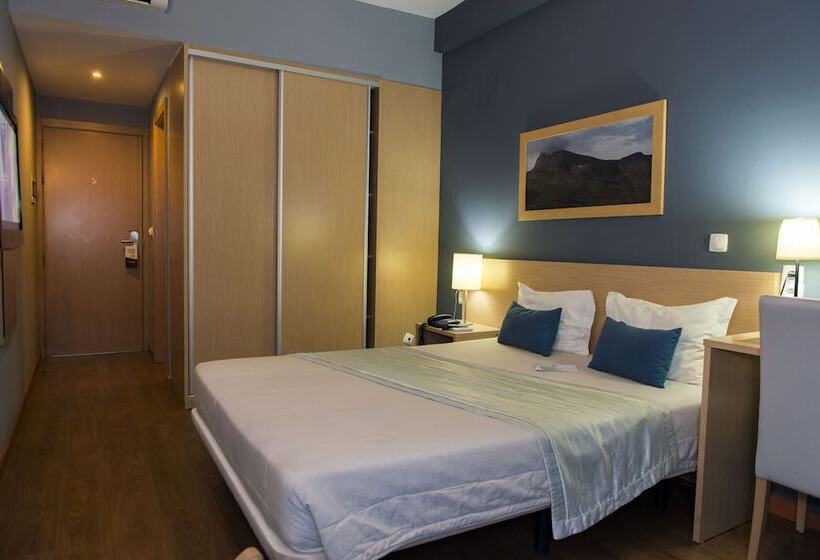 חדר סטנדרט, Santiago