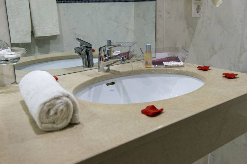 סוויטה, Santiago