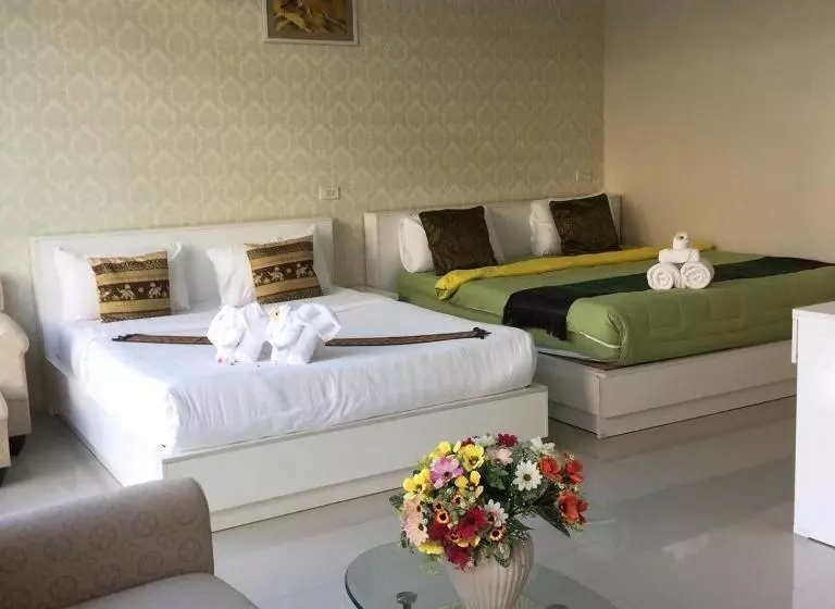 デラックスファミリールーム, Saranya River House สรัญญาริเวอร์เฮาส์