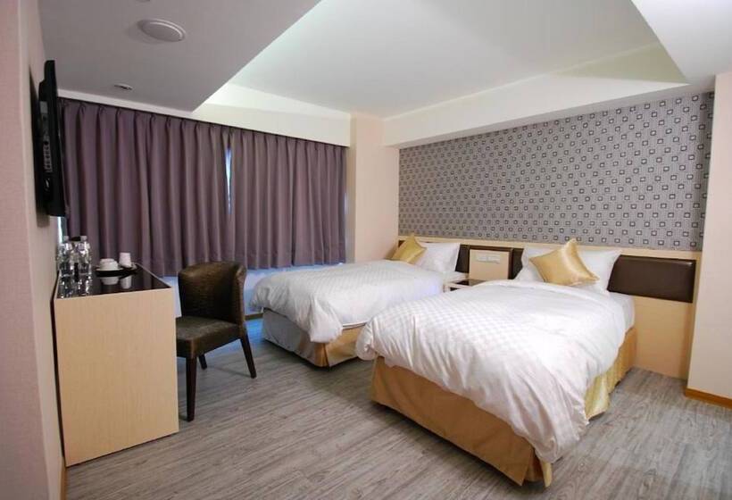 اتاق کلاس بیزنس, 欣欣旅店