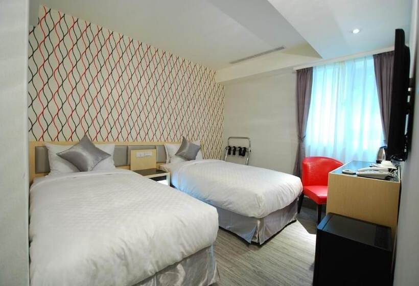 اتاق کلاس بیزنس, 欣欣旅店