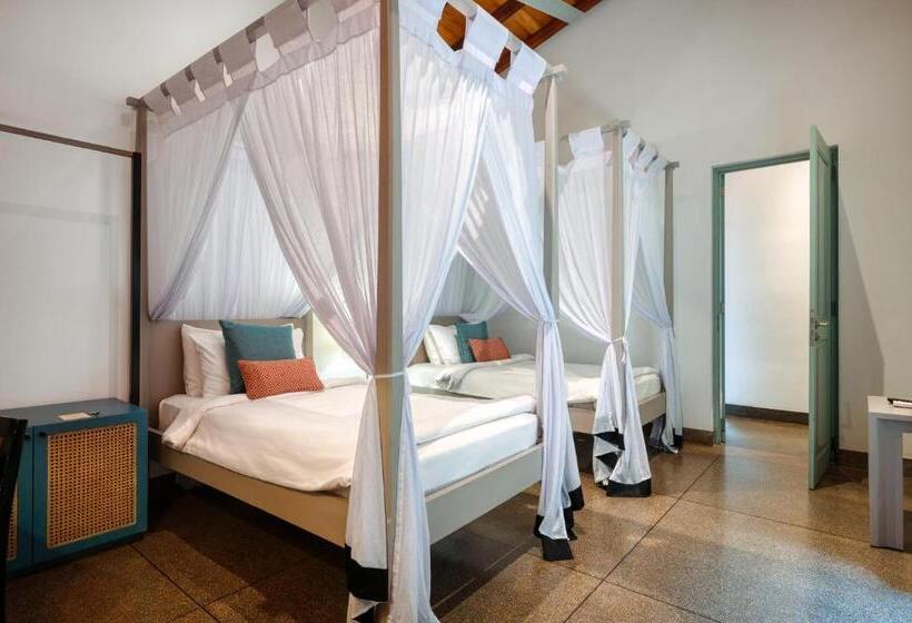 Family Suite, Wallawwa