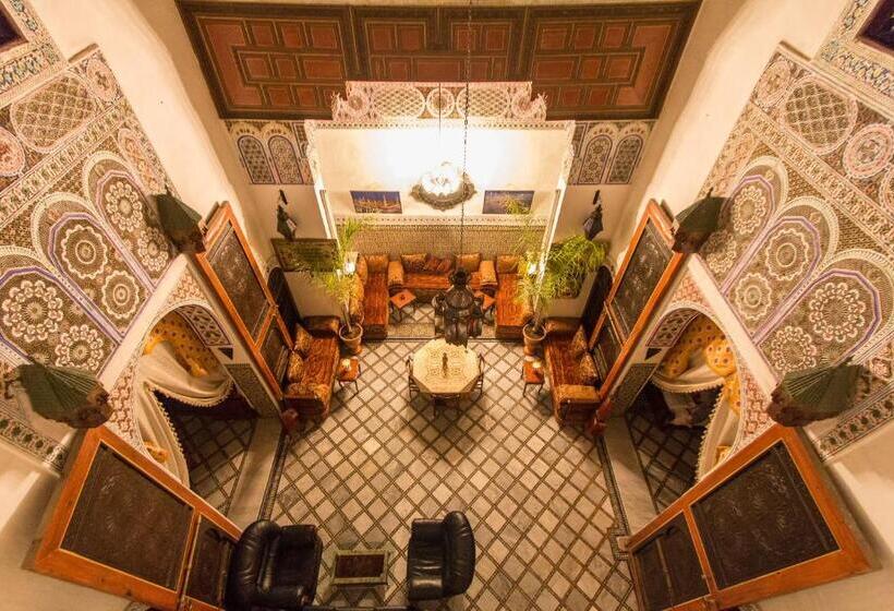 اتاق سوپریور چهار تخته, Riad Meski