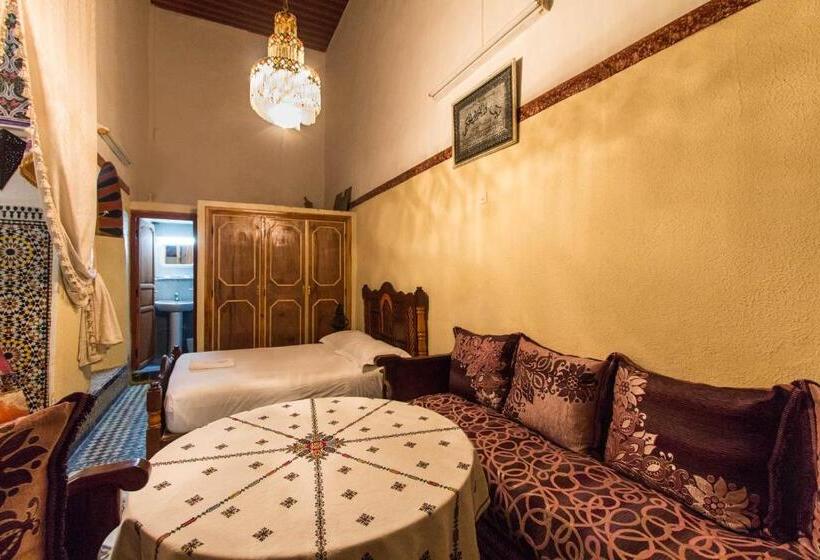 标准间, Riad Meski