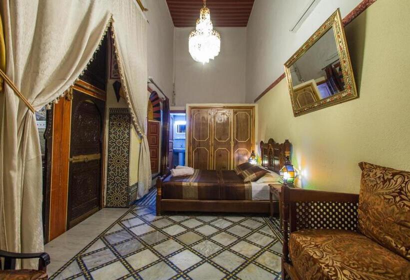 标准间, Riad Meski