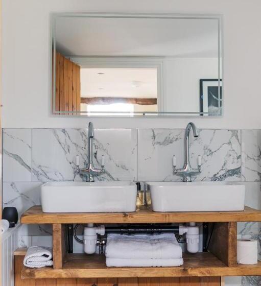 带1个卧室的公寓, The Blind Bull