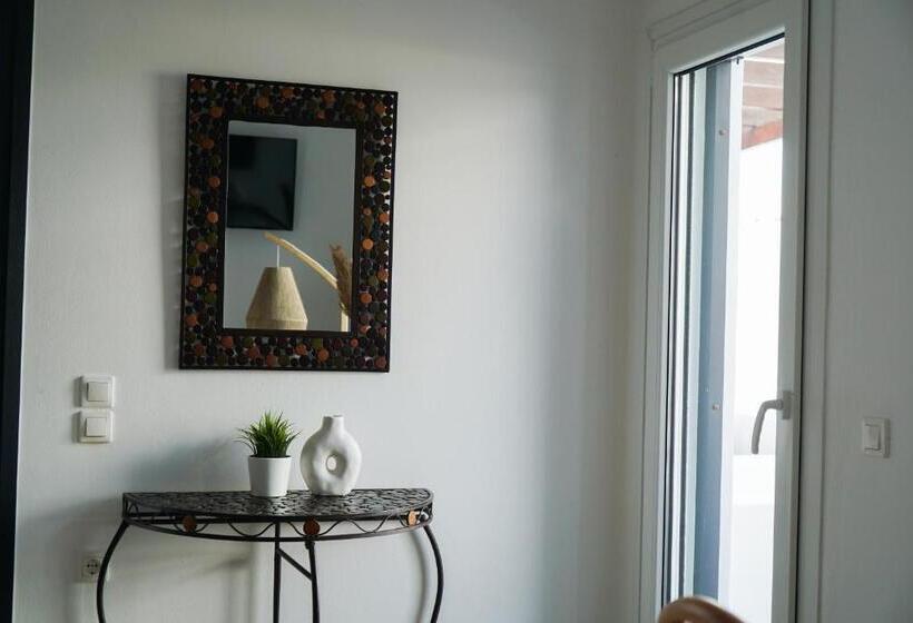 Полулюкс, White Curves