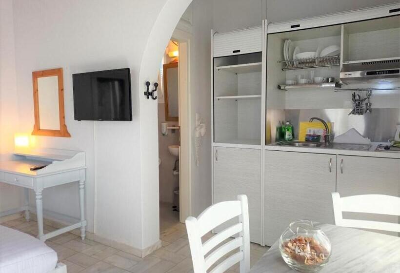 스탠다드 스튜디오, She Mykonos  Luxury Apartments