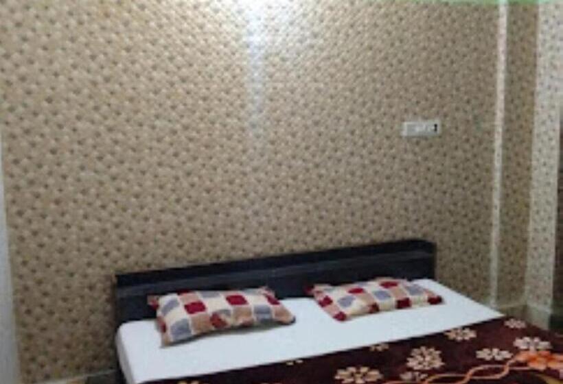 Standard-huone, Goroomgo Maatu Shri Guest House Mathura