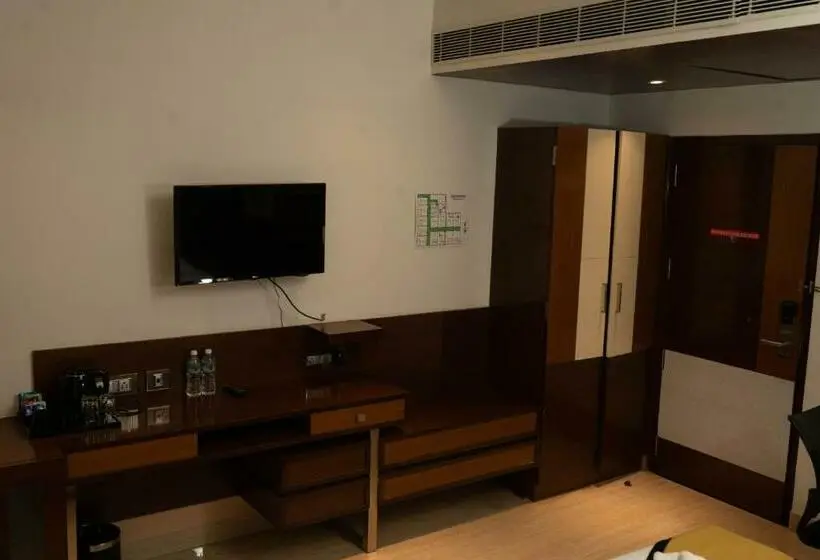 キングサイズベッドのデラックスルーム, Namo Residency