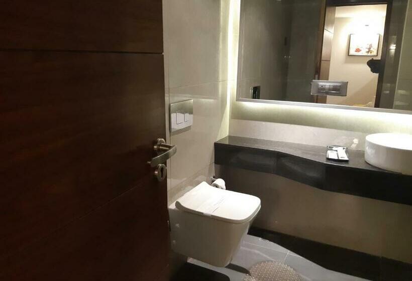 스탠다드 룸 킹사이즈 침대, Namo Residency